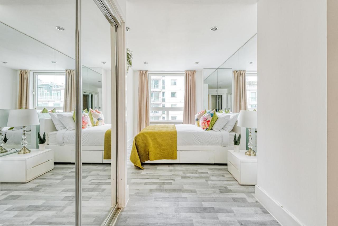 Riverside 2-Bedroom Apartments Лондон Экстерьер фото